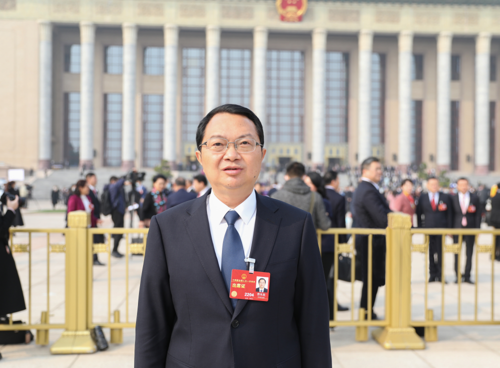 全國人大代表曾從欽：錨定高質量發展首要任務 全力以赴挑大梁走在前作貢獻